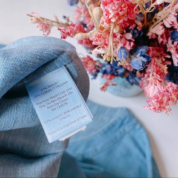 DR111 Vineyard Vines Chambray Flutter Sleeve Dress - Picture 7 of 7